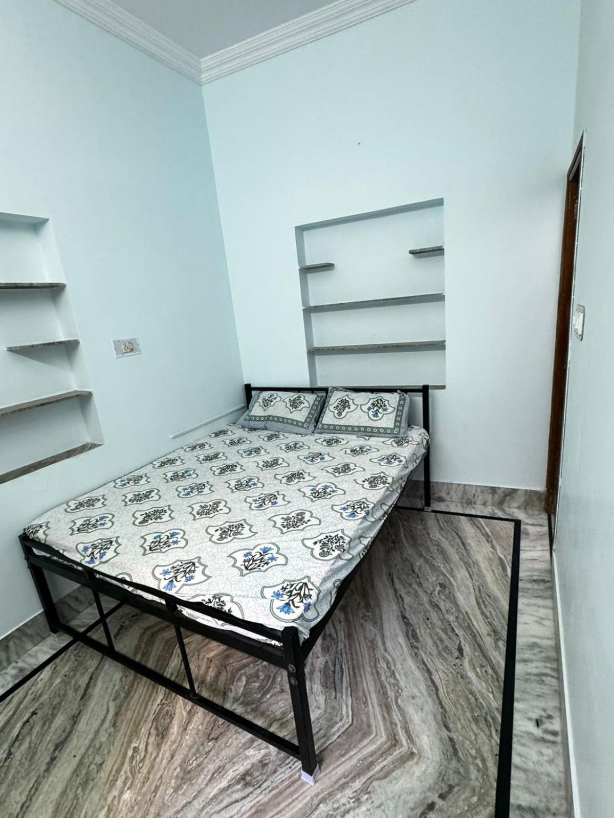Rose Merry Guesthouse Біканер Екстер'єр фото